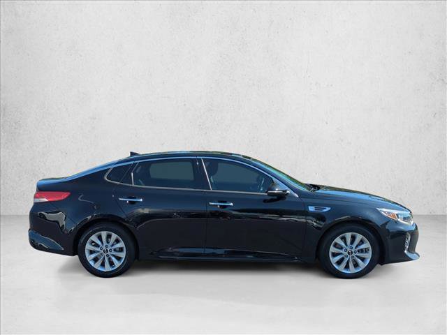 Used 2018 Kia Optima EX w/ Technology Package FWD image 4