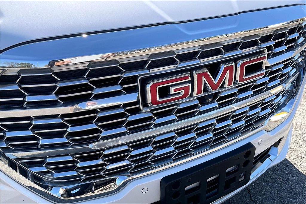 Used 2023 GMC Terrain Denali w/ Denali Premium Package image 27