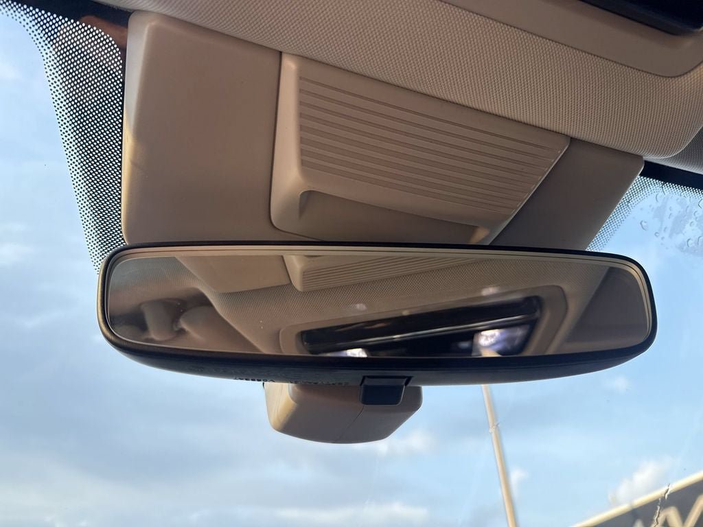 New 2026 Volkswagen Tiguan S FWD image 30