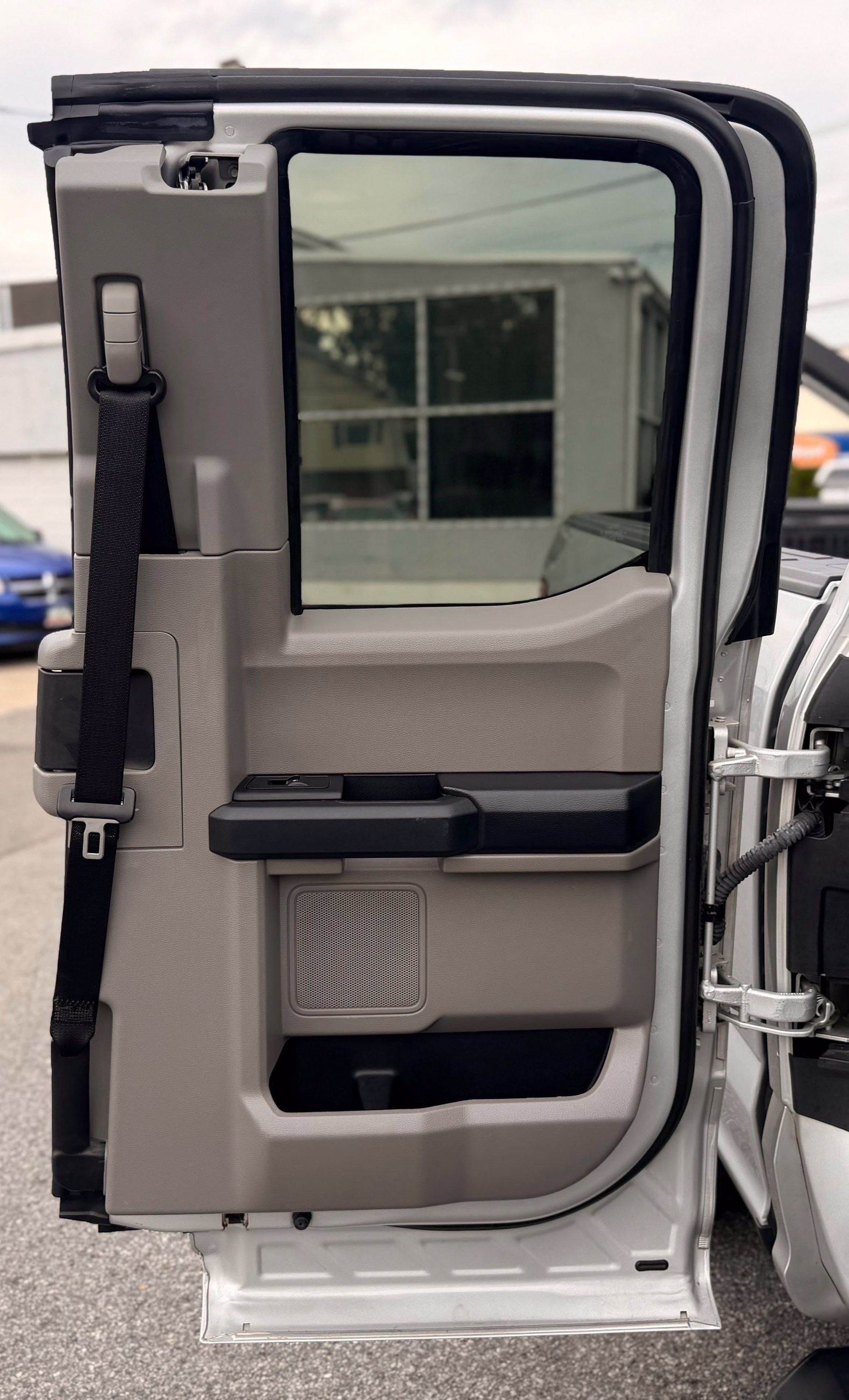 Used 2019 Ford F150 XL w/ Equipment Group 101A Mid AWD/4WD image 14