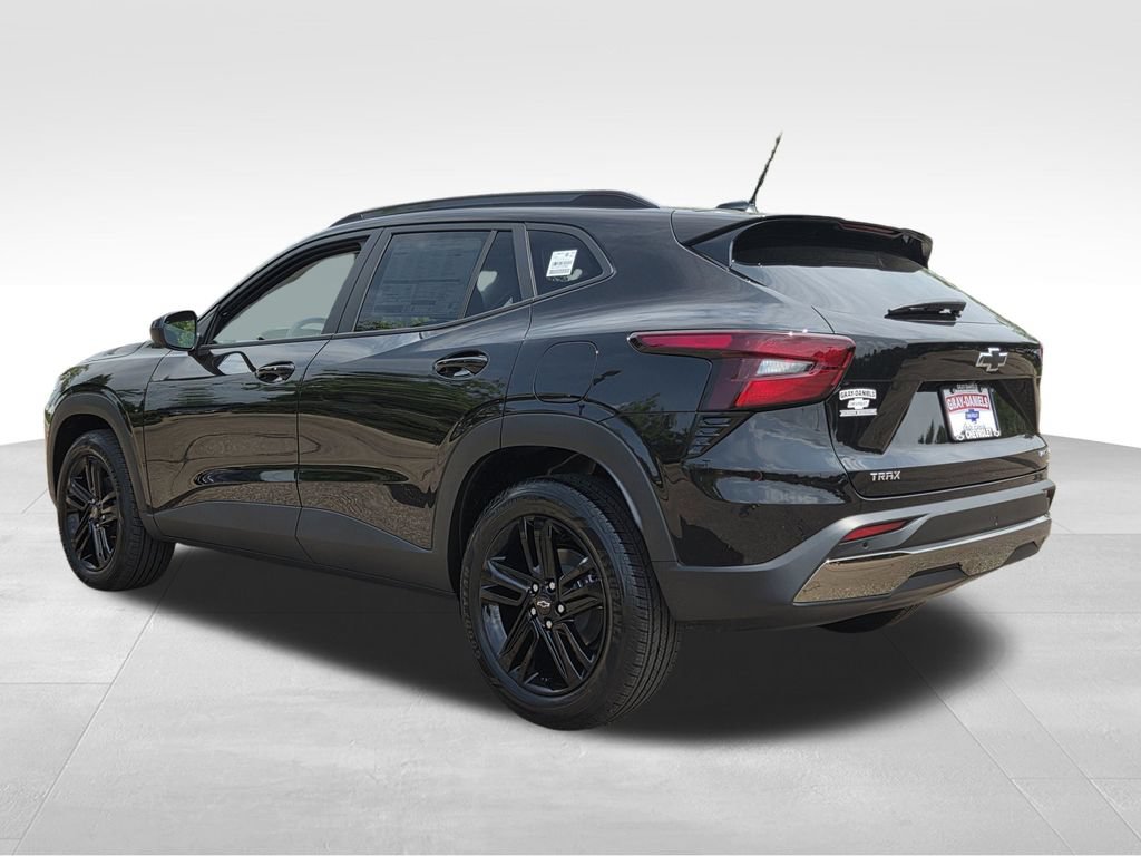 New 2026 Chevrolet Trax ACTIV w/ Sunroof Package FWD image 8