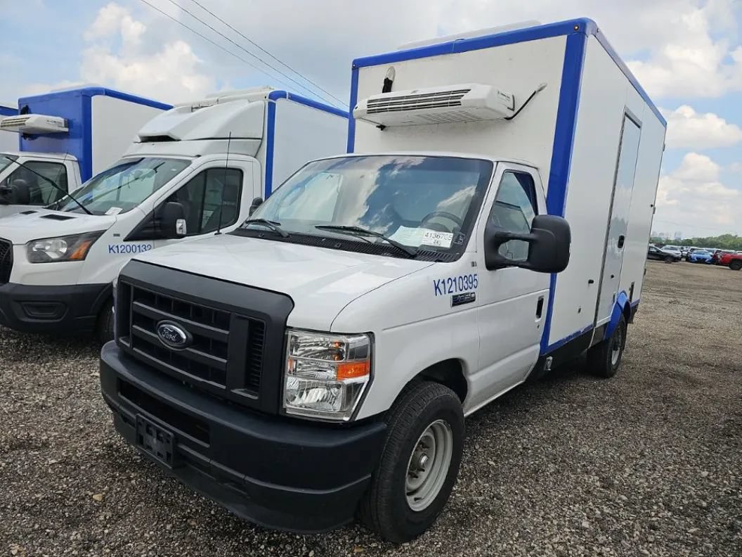 Used 2023 Ford E-350 and Econoline 350 Super Duty w/ Power Windows & Locks Group RWD image 1