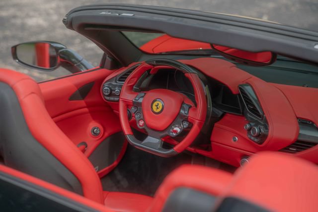 Used 2018 Ferrari 488 Spider RWD image 40
