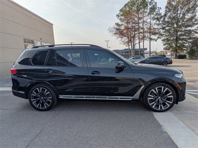 Used 2022 BMW X7 xDrive40i w/ Premium Package image 6