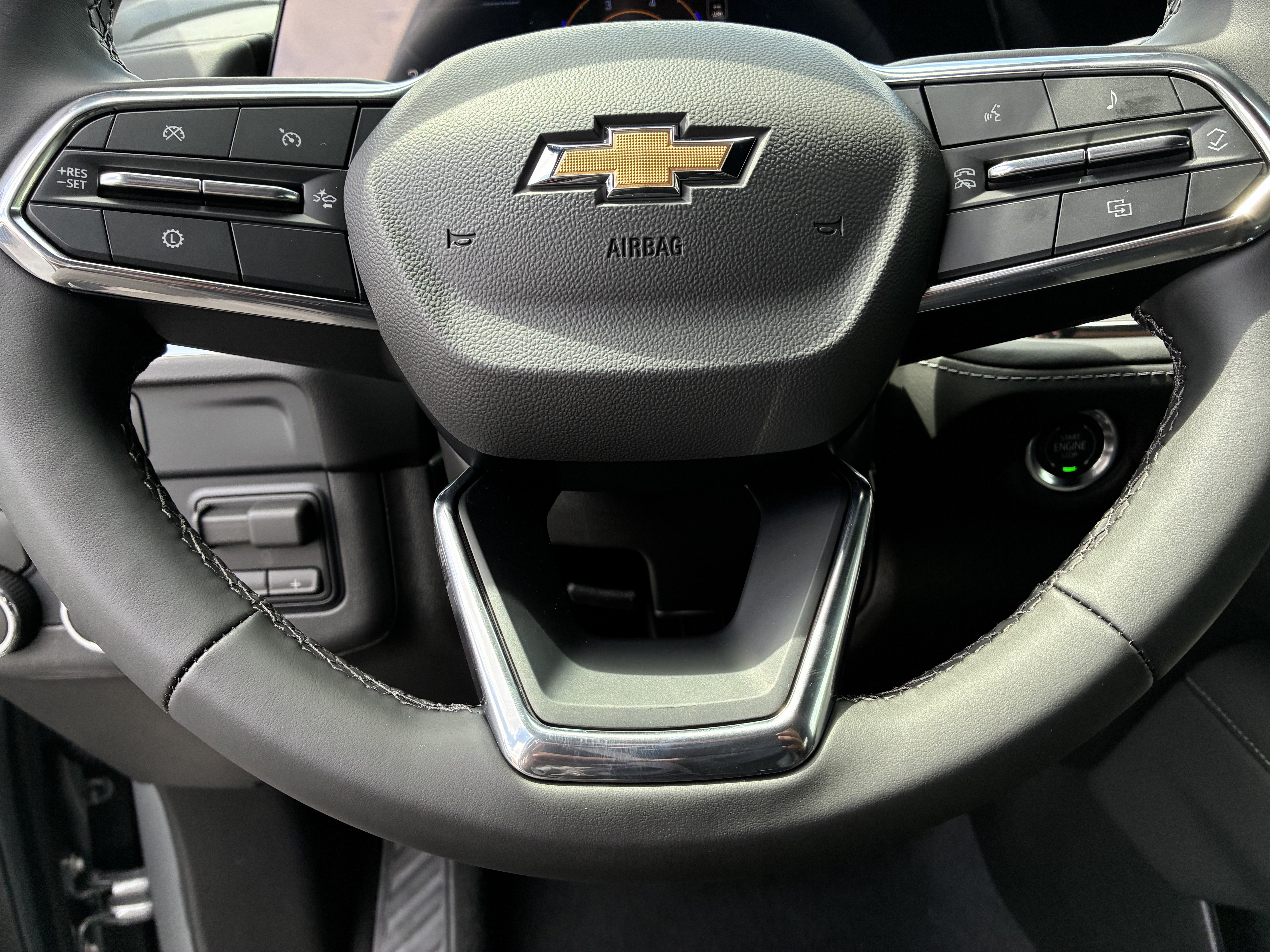 New 2026 Chevrolet Suburban LS w/ Max Trailering Package RWD image 27