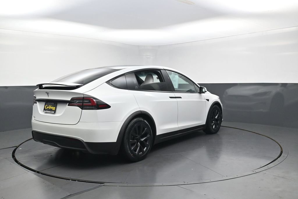 Used 2023 Tesla Model X image 10