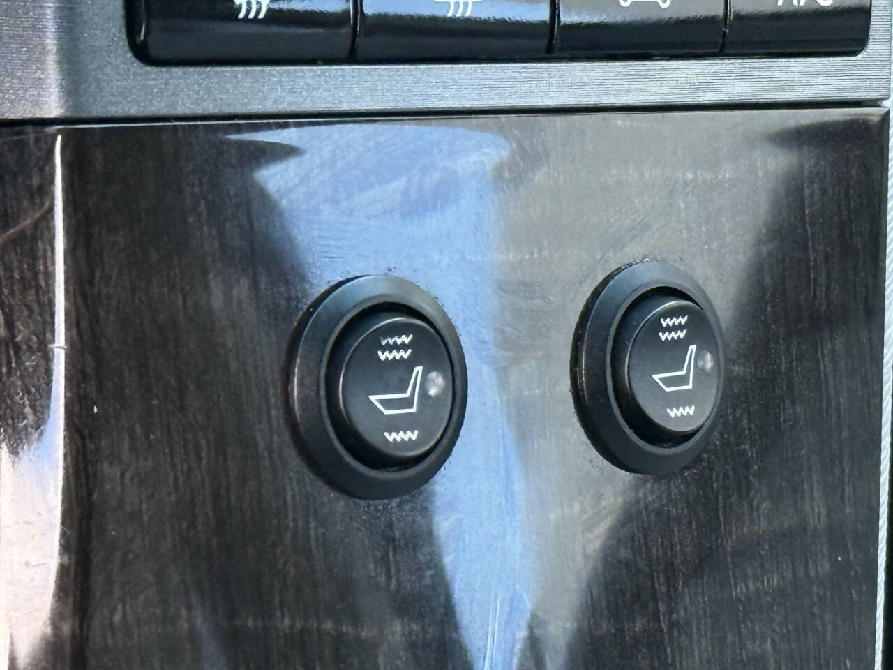 Used 2015 Toyota Venza LE image 11