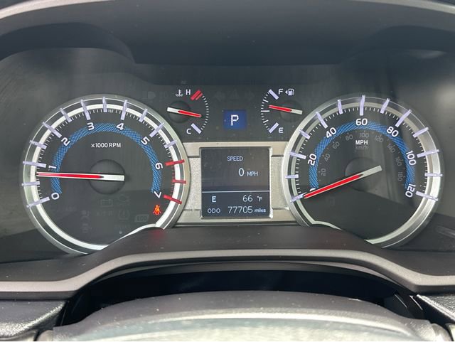Used 2018 Toyota 4Runner TRD Off-Road Premium AWD/4WD image 27