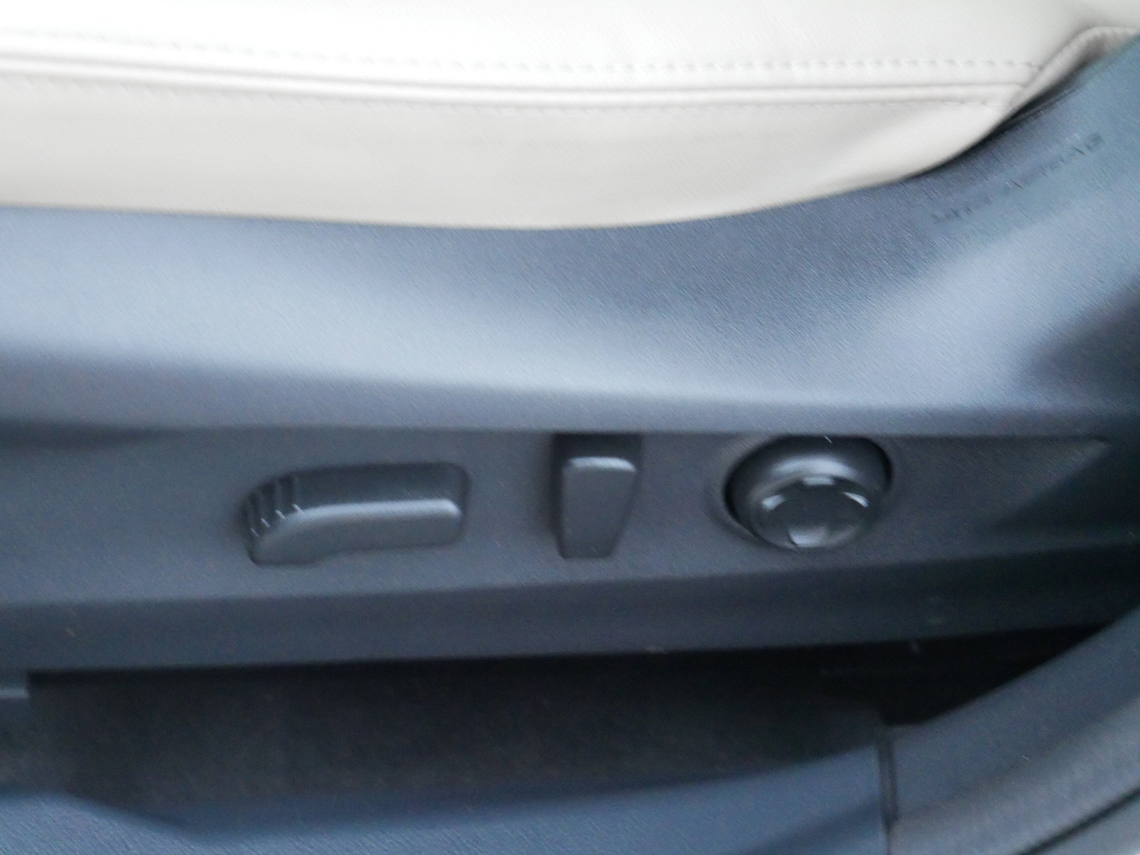 Certified 2024 Subaru Legacy Limited image 19