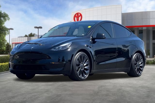 Used 2022 Tesla Model Y Performance AWD/4WD image 9