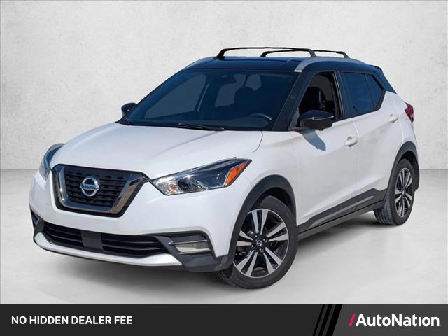 Used 2020 Nissan Kicks SR w/ SR Premium Package FWD image 1