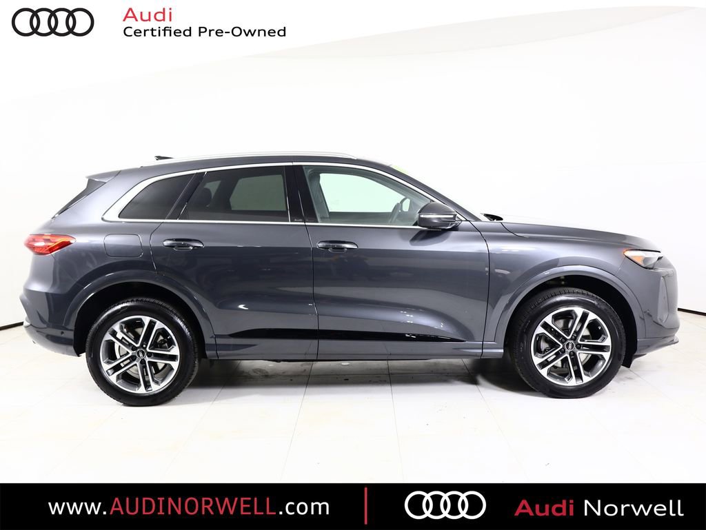 Certified 2025 Audi Q5 Premium Plus w/ Premium Plus image 19