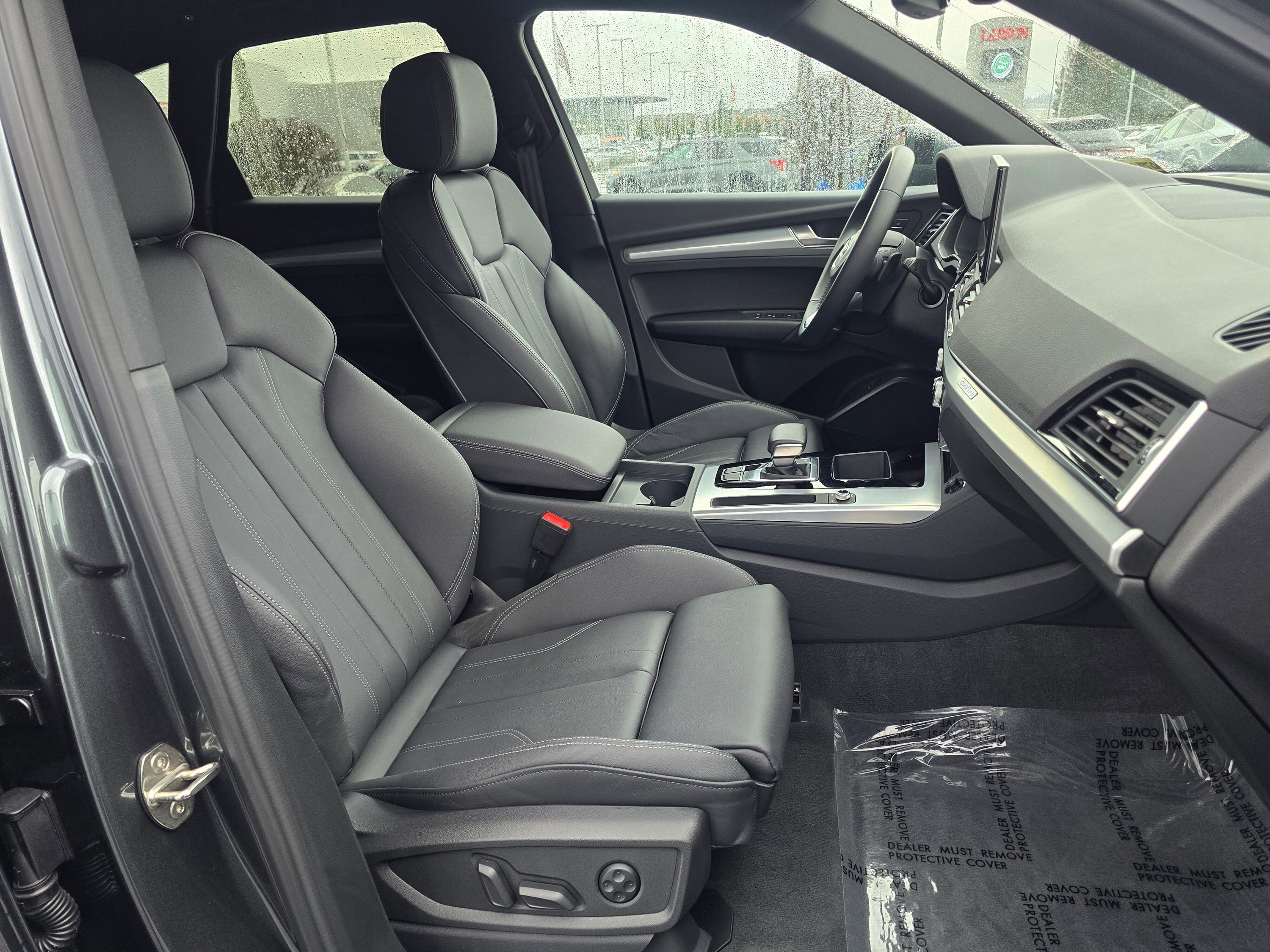 Certified 2025 Audi Q5 2.0T Premium w/ Convenience Plus Package image 29