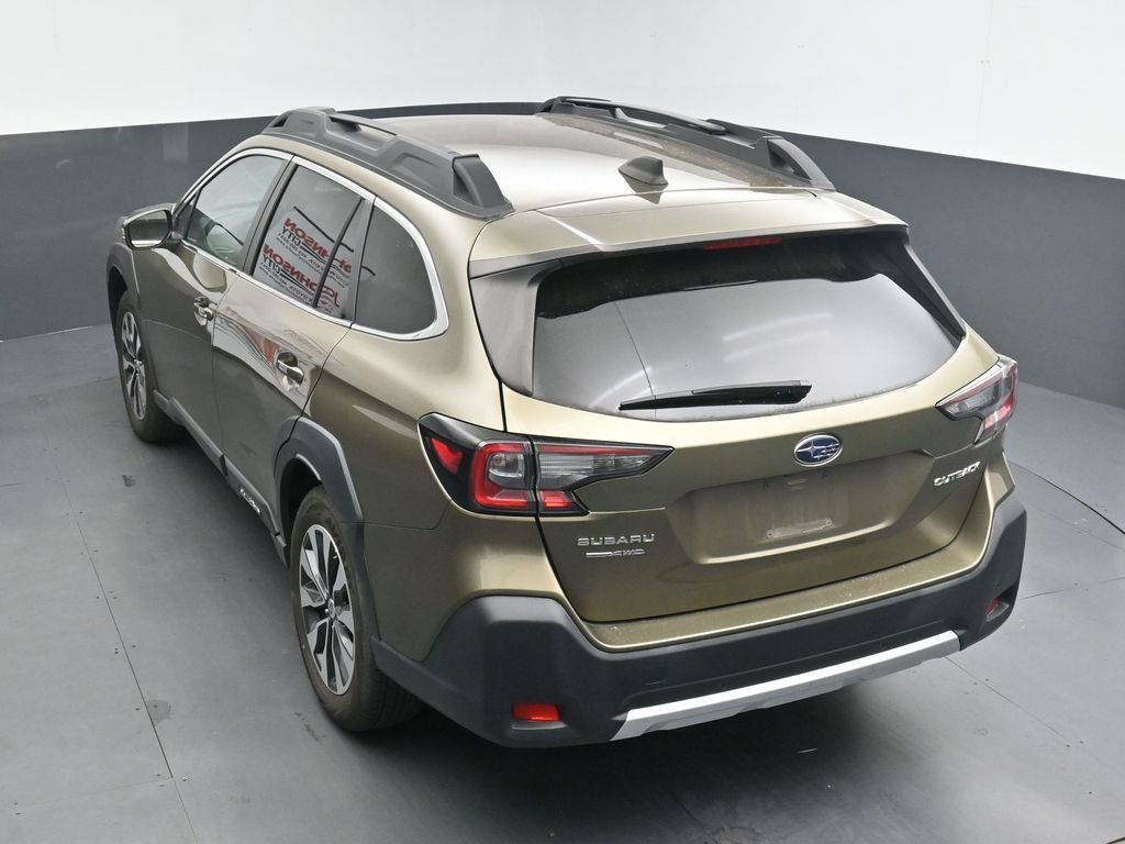 Used 2024 Subaru Outback Limited AWD/4WD image 14