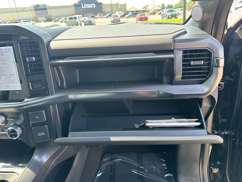 Used 2025 Ford F150 Lariat AWD/4WD image 38