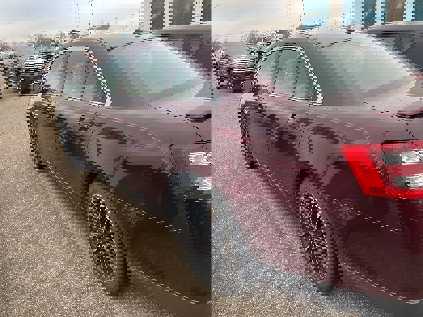 Used 2019 Ford Taurus Limited image 10