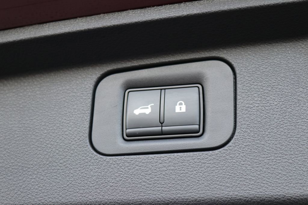 Certified 2025 INFINITI QX80 Sensory image 33