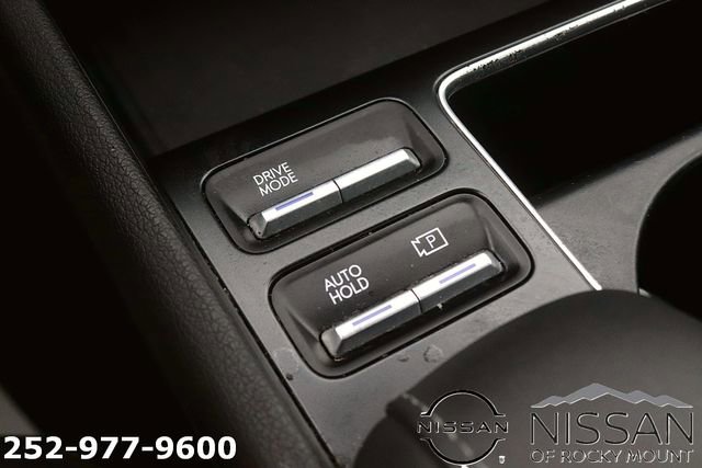 Used 2025 Hyundai Sonata SEL FWD image 19