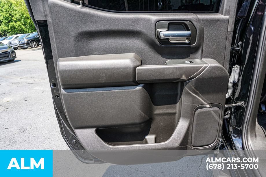 Used 2024 Chevrolet Silverado 1500 Custom Trail Boss w/ Dark Appearance Package AWD/4WD image 49