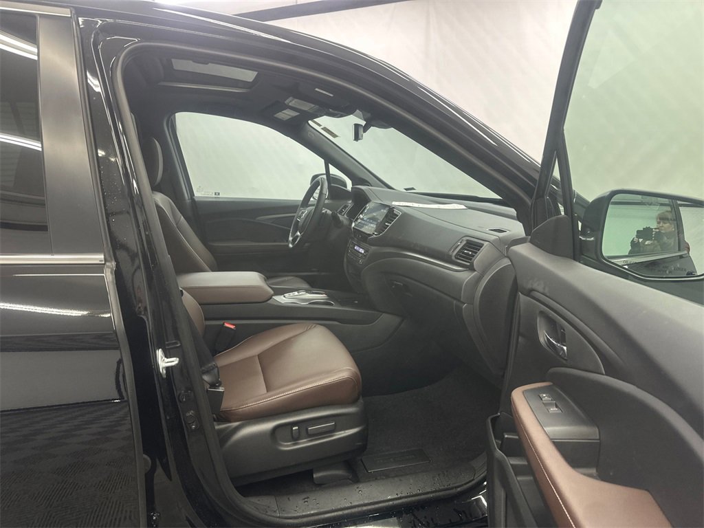 Used 2025 Honda Ridgeline RTL image 15