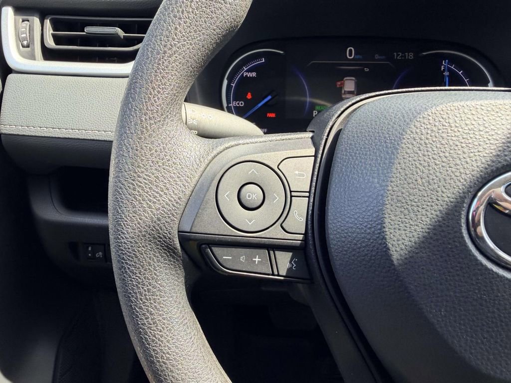 Certified 2025 Toyota RAV4 XLE image 8