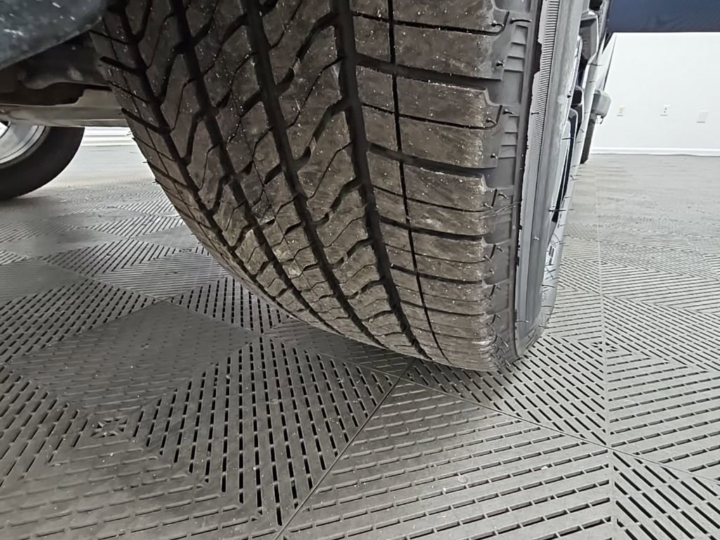 Used 2021 GMC Sierra 1500 SLT w/ SLT Premium Package image 44