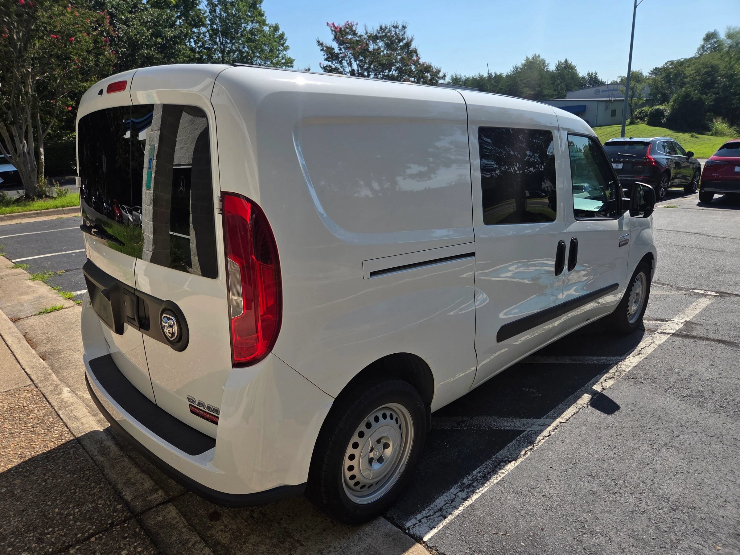 Used 2022 RAM ProMaster City Tradesman w/ Window Group 05 FWD image 4