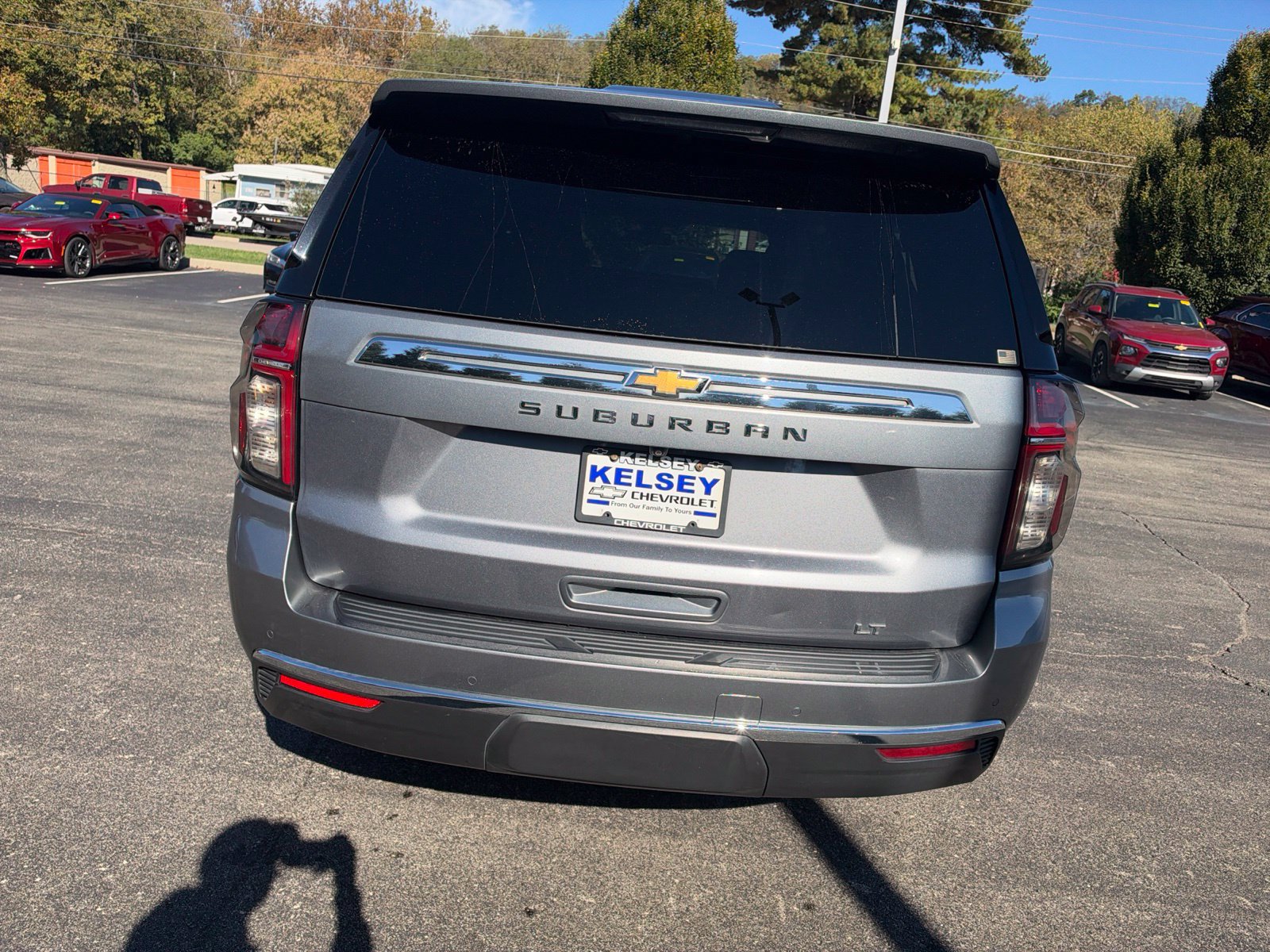 Used 2021 Chevrolet Suburban LT w/ Rear Media and Nav Package AWD/4WD image 4