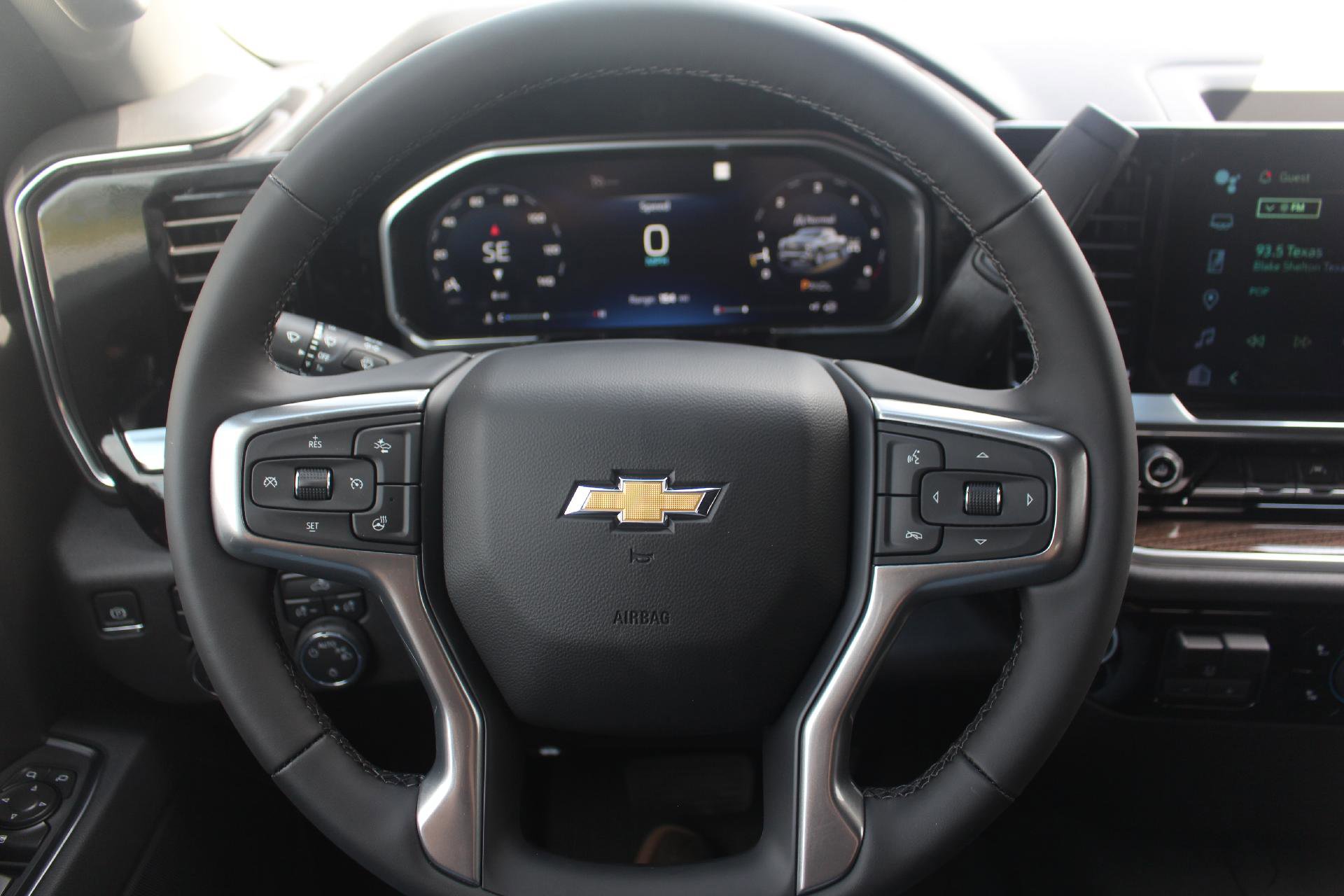 New 2026 Chevrolet Silverado 1500 LT w/ All Star Edition Plus image 9