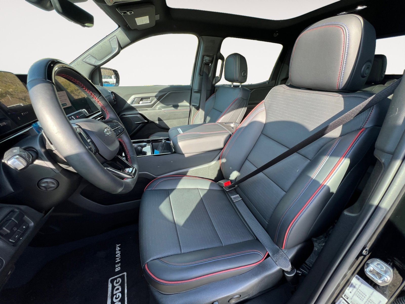 New 2024 Chevrolet Silverado EV RST image 10