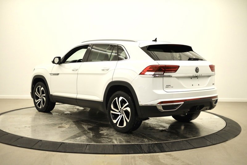 Used 2020 Volkswagen Atlas Cross Sport SEL Premium image 5