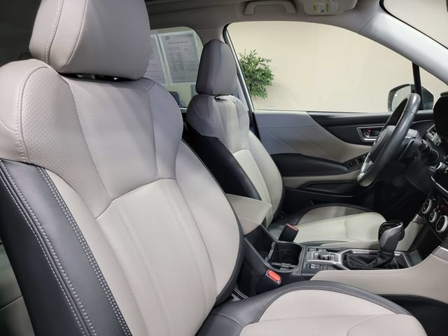 Used 2023 Subaru Forester Limited AWD/4WD image 16