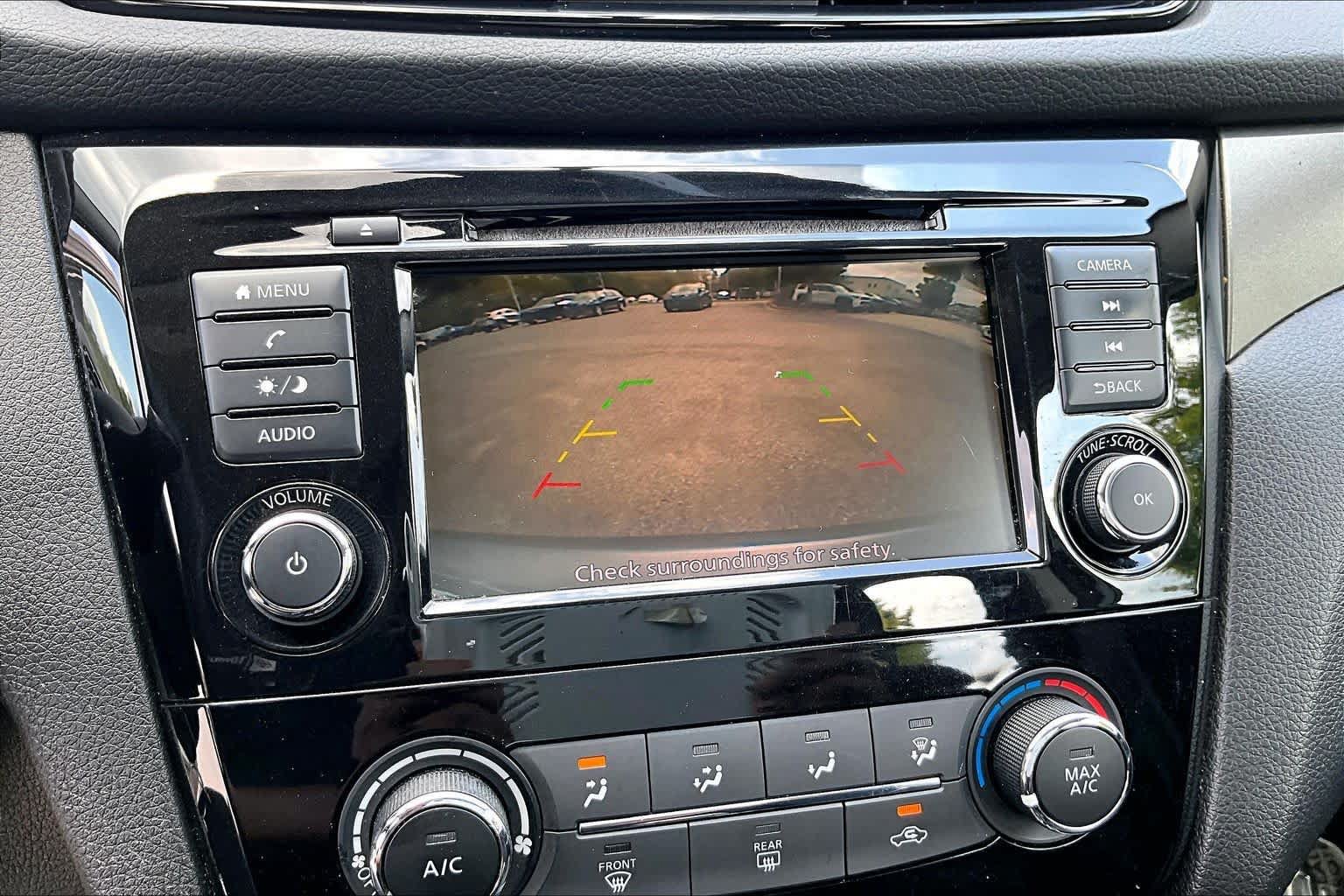 Used 2019 Nissan Rogue Sport S AWD/4WD image 26