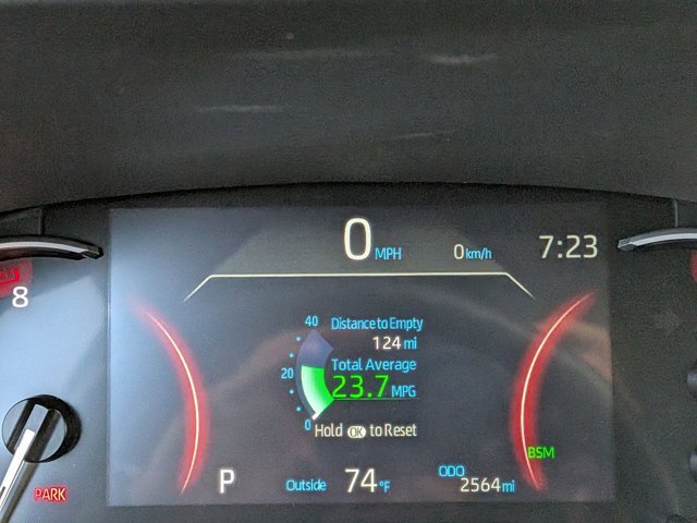 Certified 2025 Toyota RAV4 XLE FWD image 10