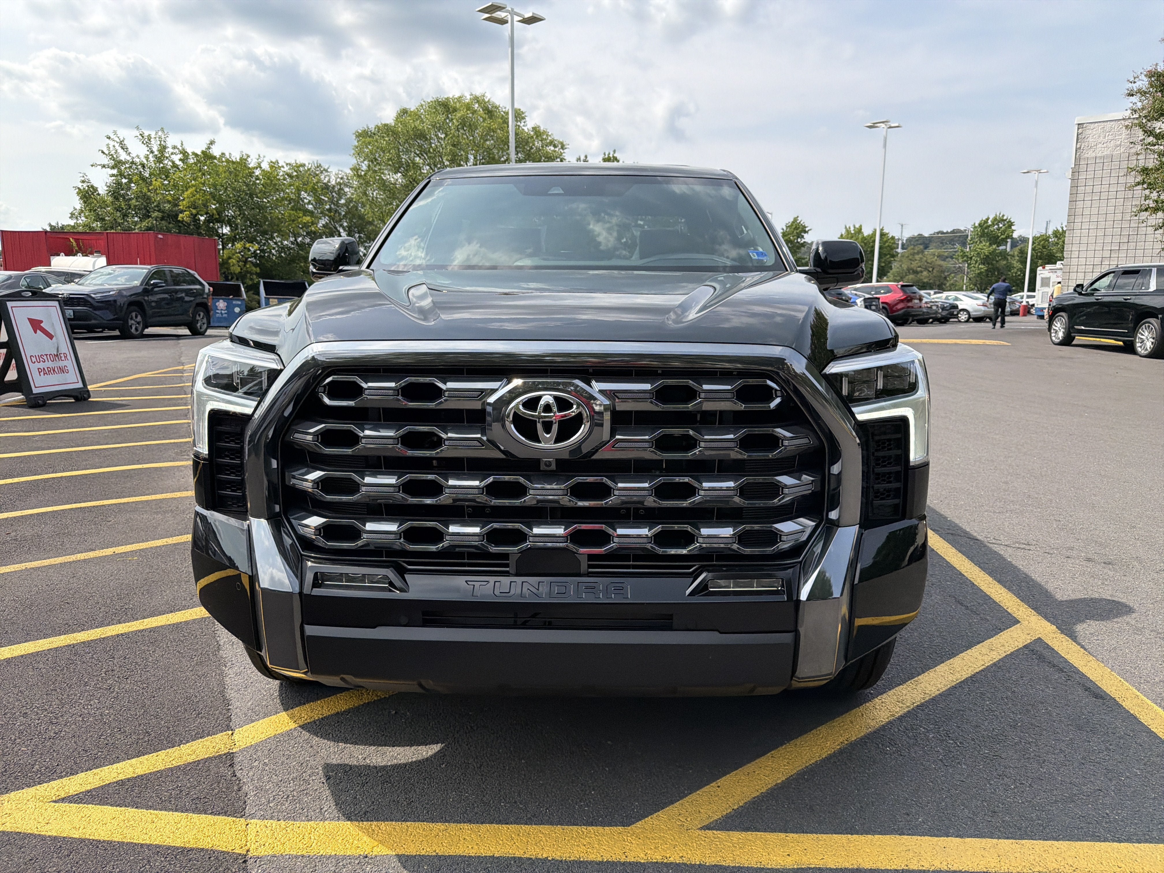 New 2026 Toyota Tundra Platinum AWD/4WD image 2