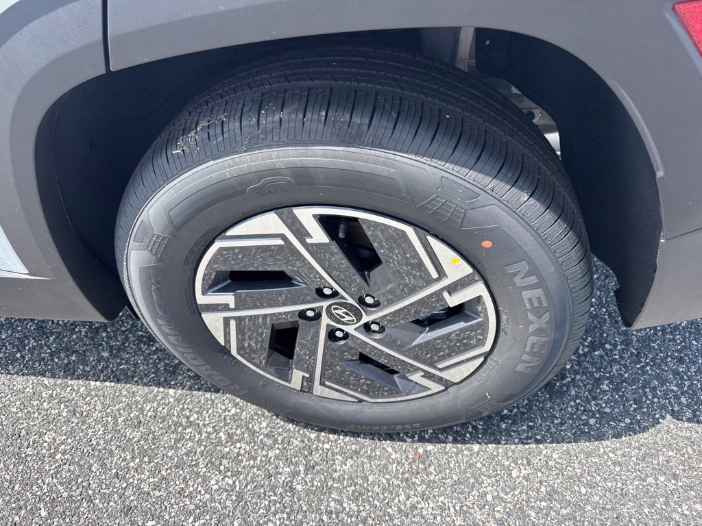 New 2026 Hyundai Tucson Blue SE FWD image 17