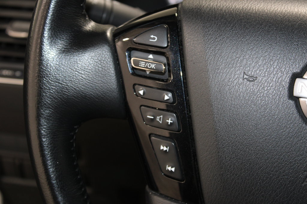 Used 2024 Nissan Armada SV RWD image 42