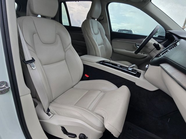 Used 2023 Volvo XC90 B6 Ultimate w/ Protection Package AWD/4WD image 21