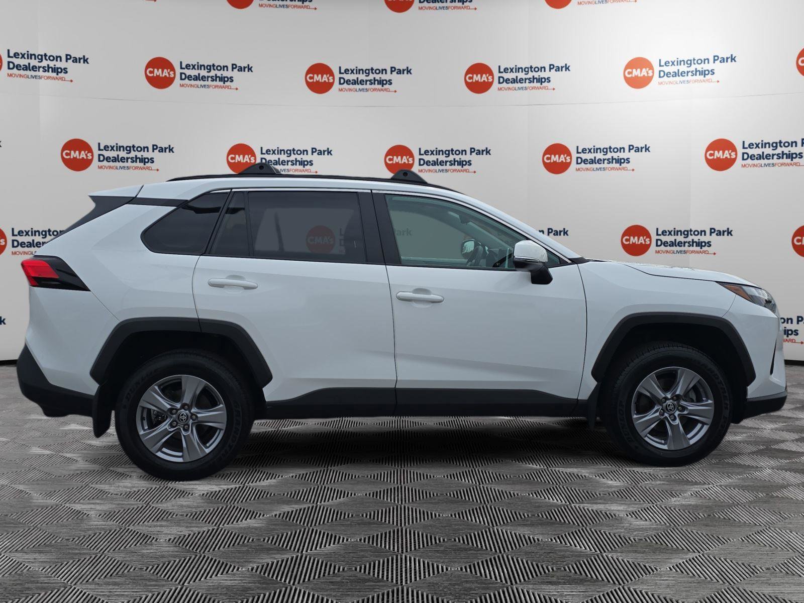 Used 2023 Toyota RAV4 XLE w/ Convenience Package image 8
