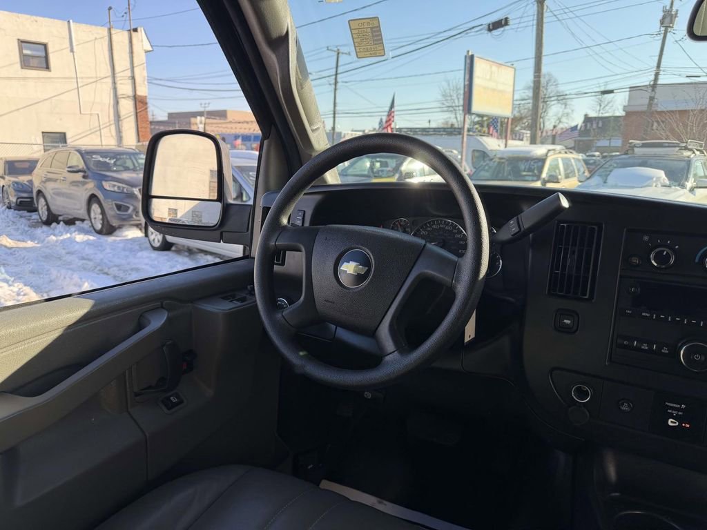 Used 2022 Chevrolet Express 2500 LS RWD image 19