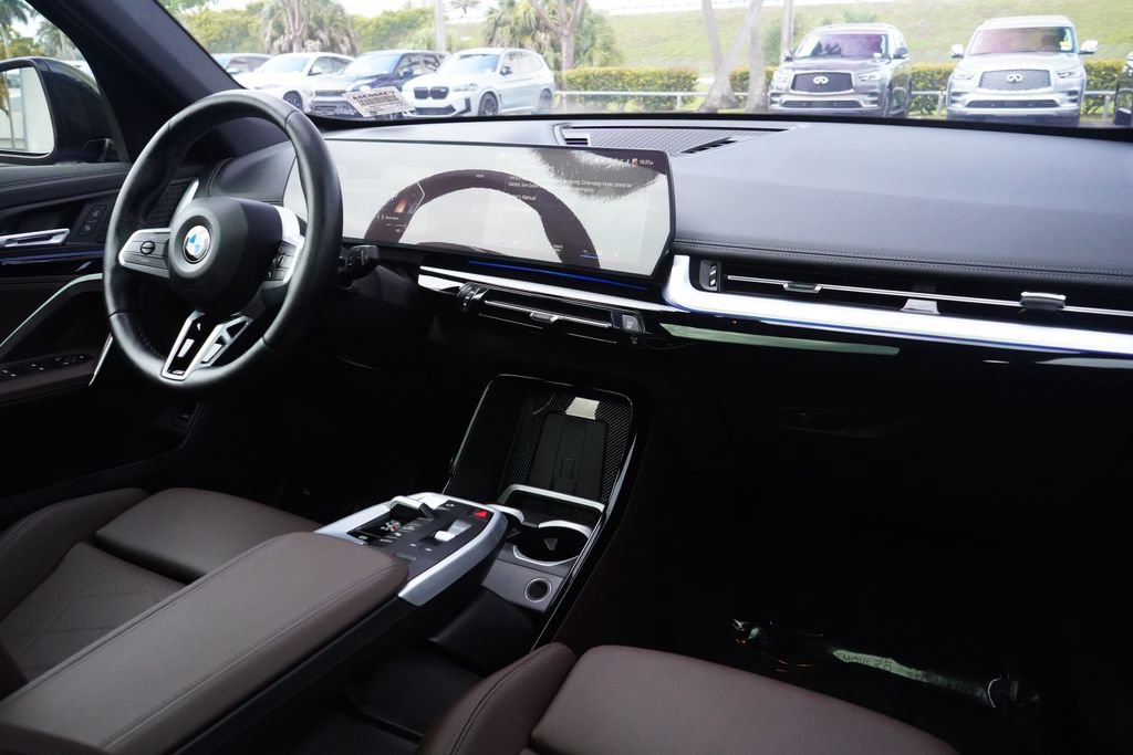 Used 2023 BMW X1 xDrive28i w/ M Sport Package AWD/4WD image 19