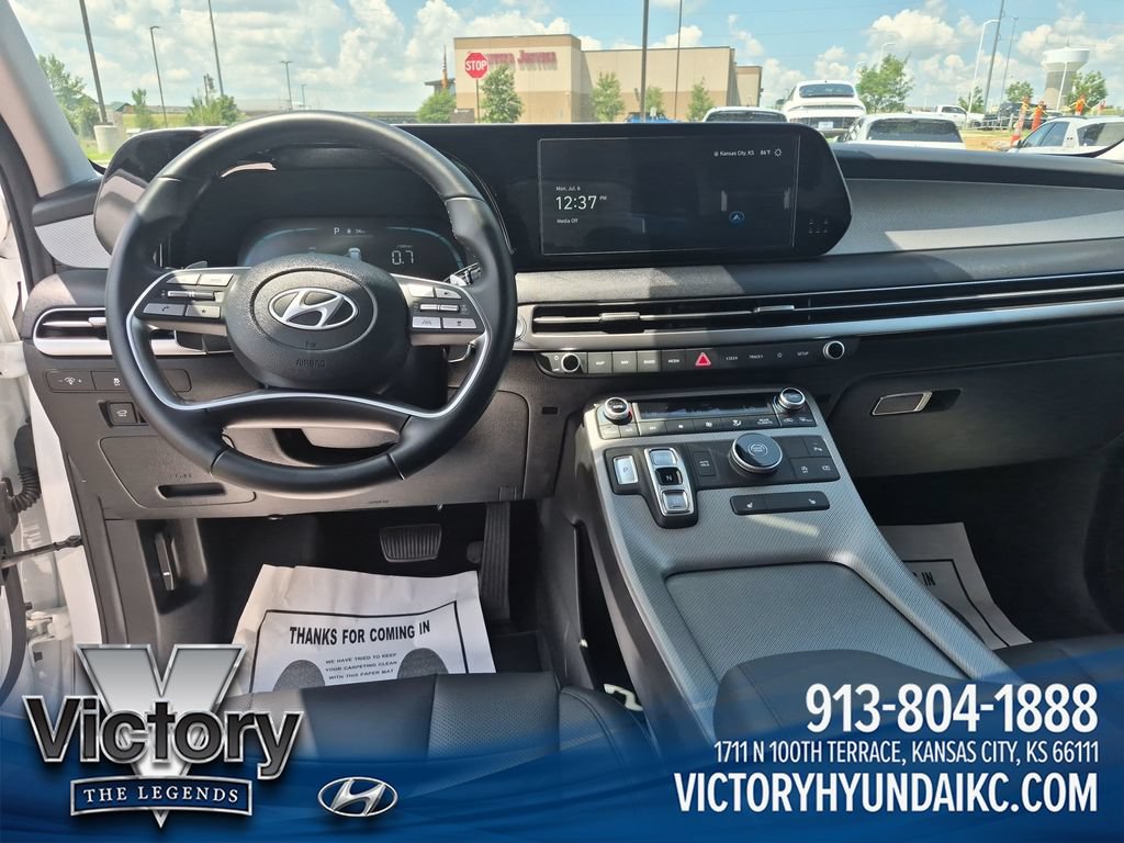 Used 2025 Hyundai Palisade SEL FWD image 12