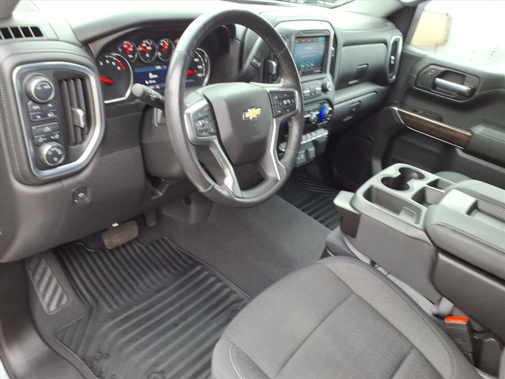 Used 2021 Chevrolet Silverado 1500 LT image 12