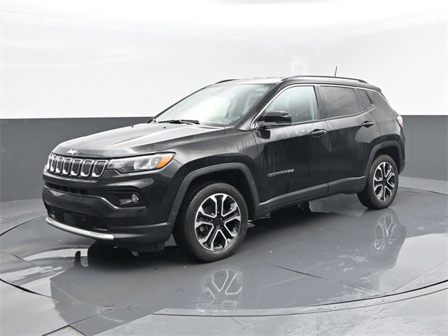 Used 2022 Jeep Compass Limited image 1