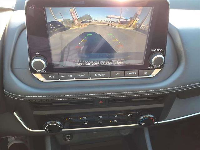 Certified 2025 Nissan Rogue S image 15