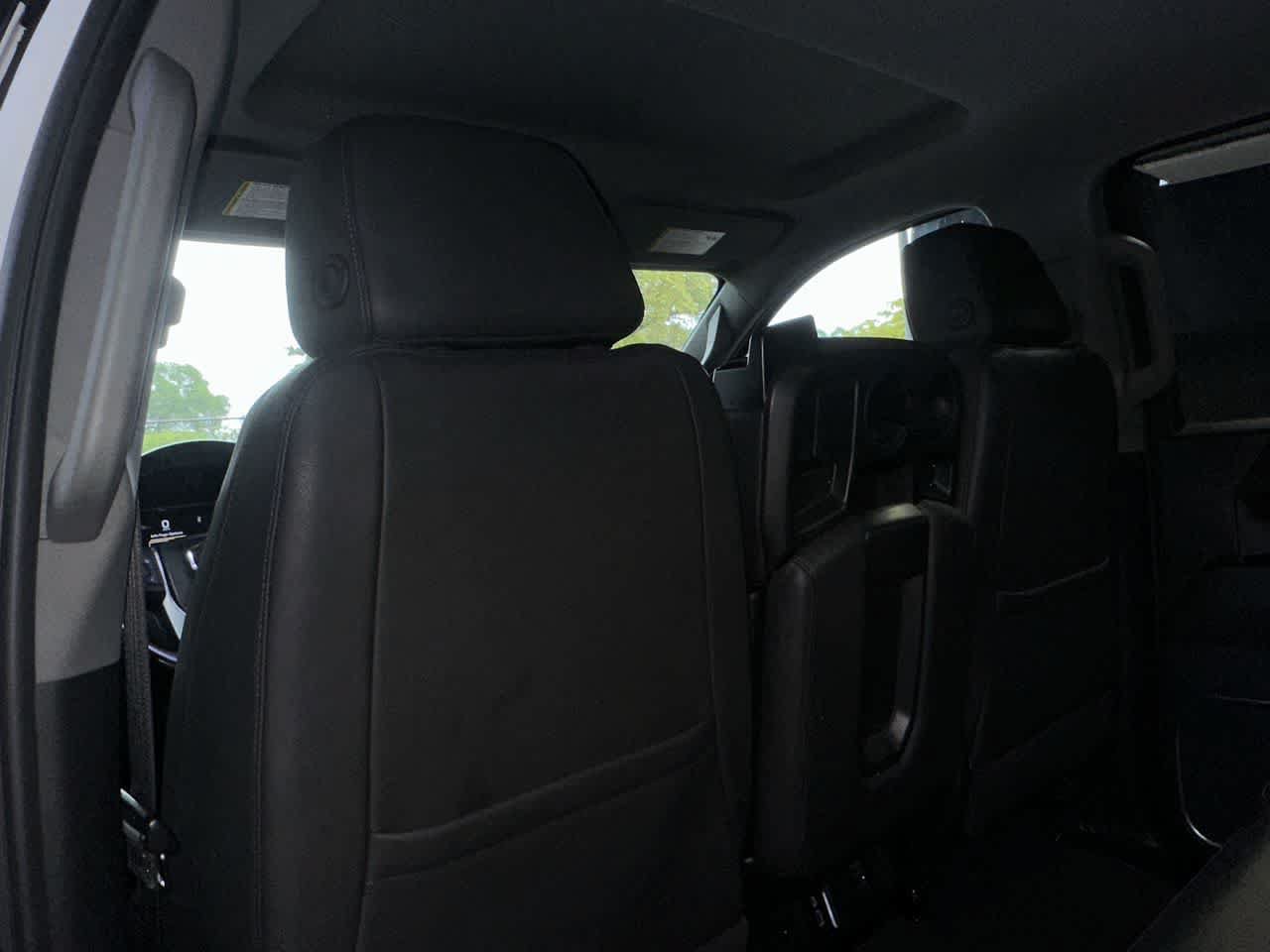 Used 2025 GMC Sierra 1500 SLT AWD/4WD image 23