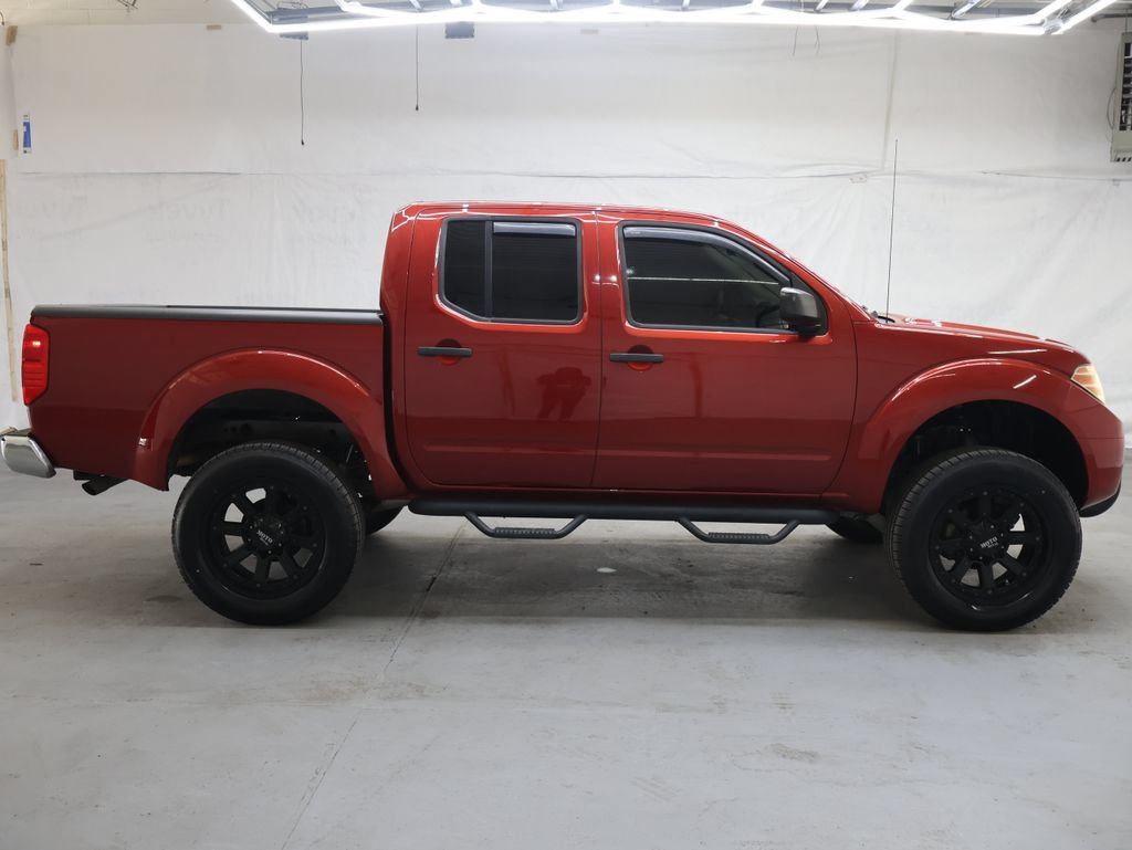 Used 2018 Nissan Frontier SV AWD/4WD image 8