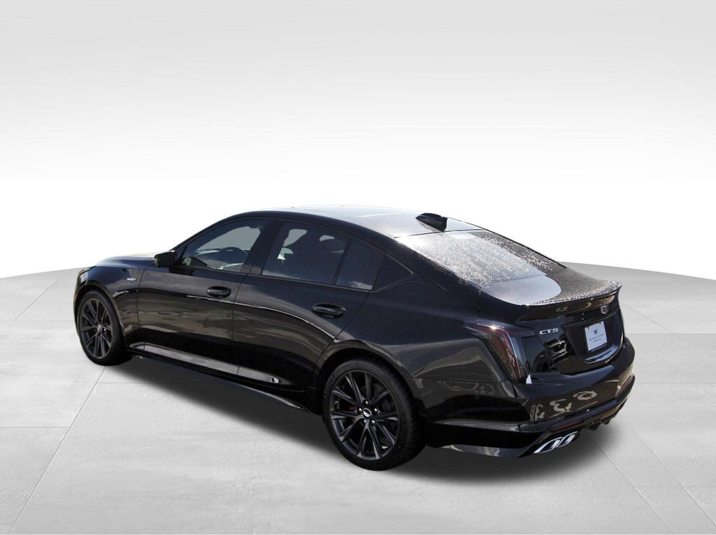 New 2026 Cadillac CT5 V image 3