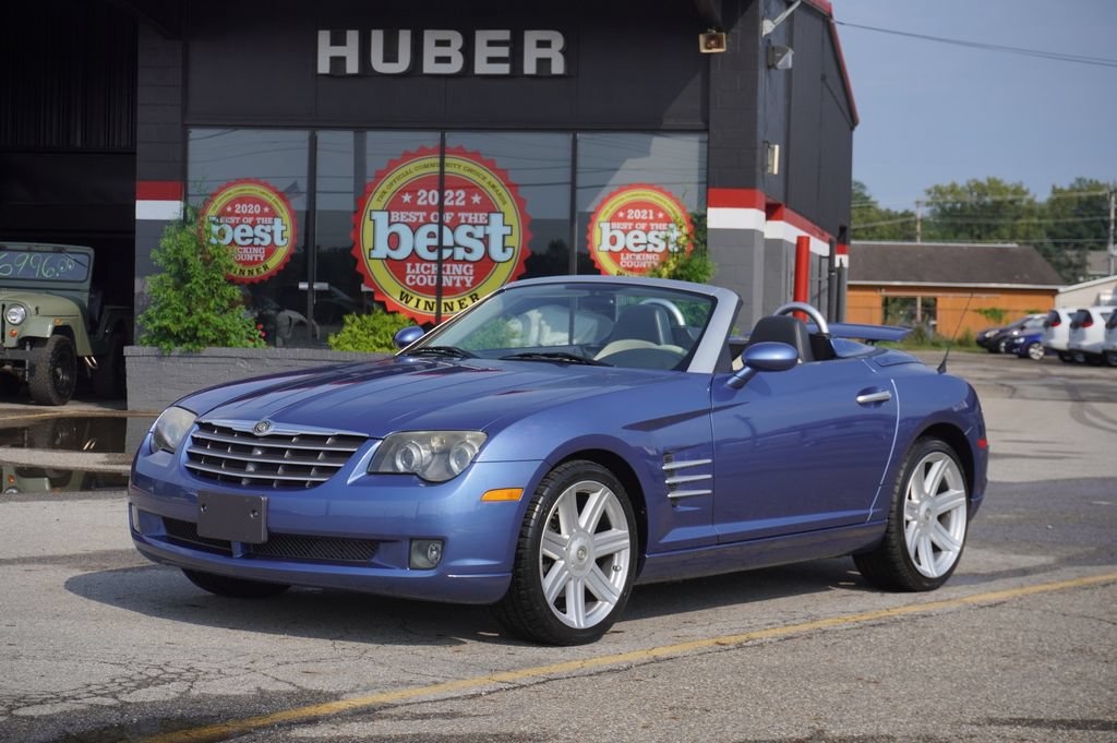 Used 2005 Chrysler Crossfire Limited RWD image 1