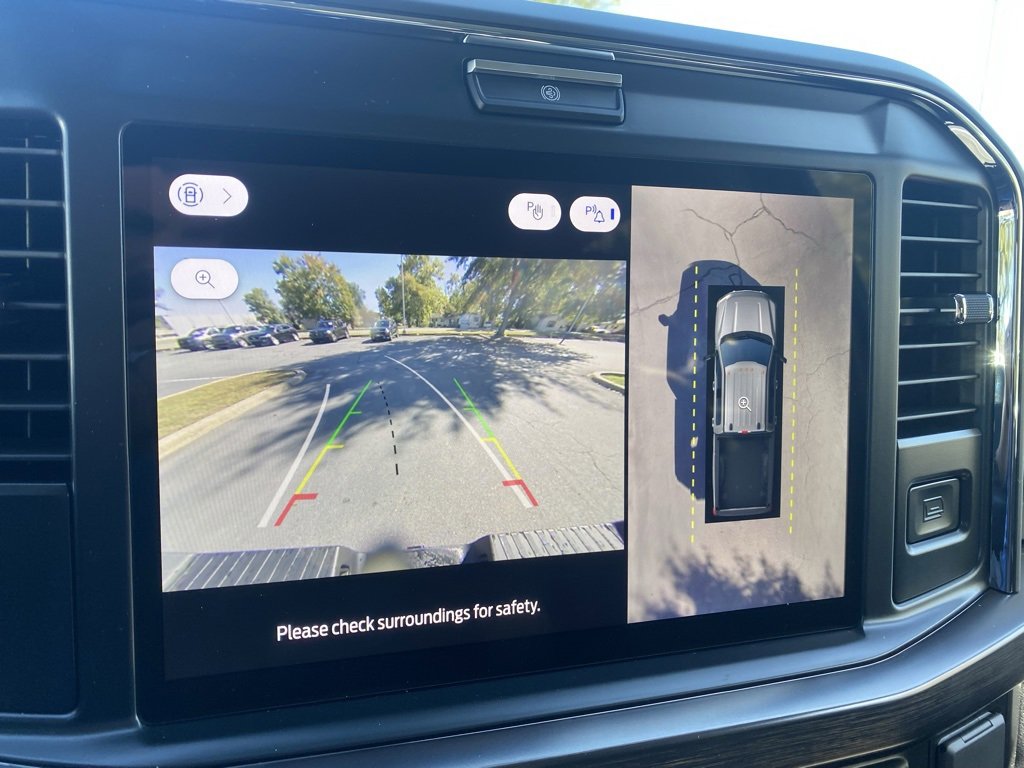 New 2026 Ford F250 Lariat w/ Black Appearance Package image 21